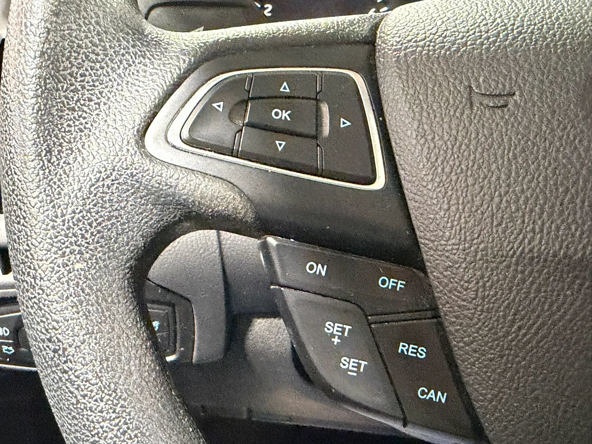 Used 2017 Ford Focus SEL w/ Interior Protection Package FWD image 23