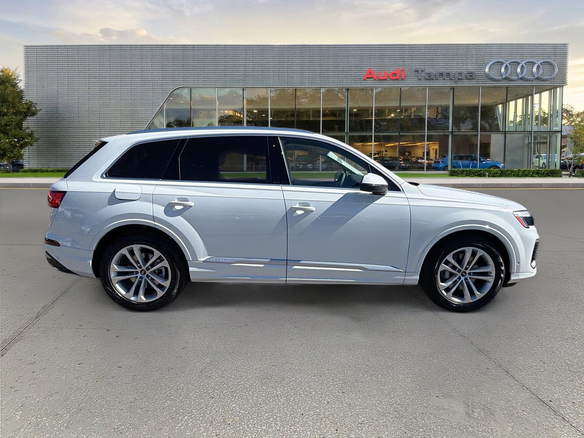 New 2026 Audi Q7 3.0T Premium Plus image 2