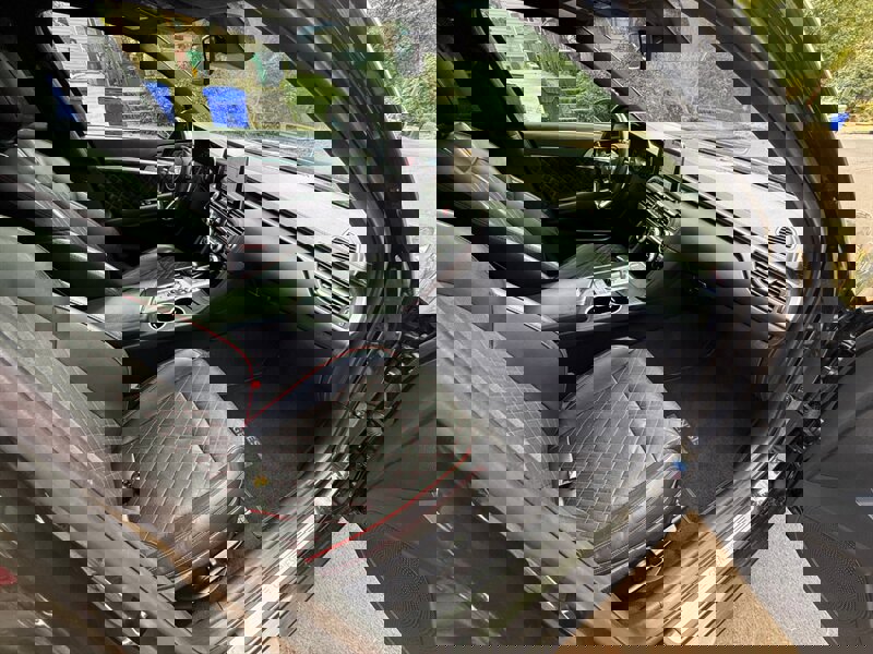 Used 2019 Genesis G70 2.0T Advanced w/ Sport Package image 9