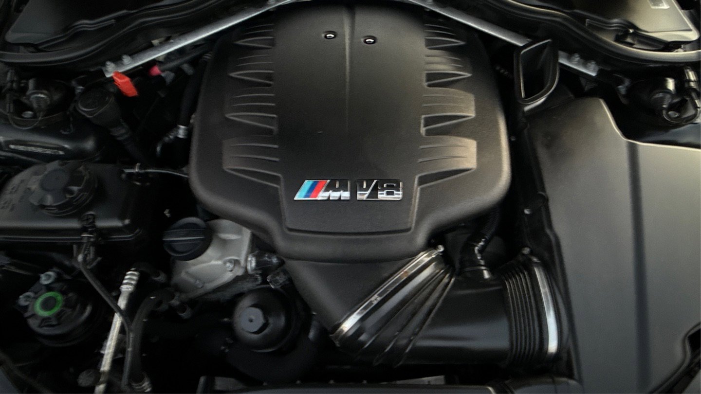 Used 2011 BMW M3 Convertible image 9