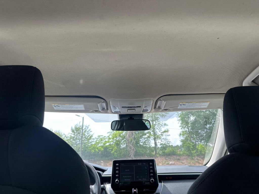 Used 2021 Toyota Corolla LE image 28