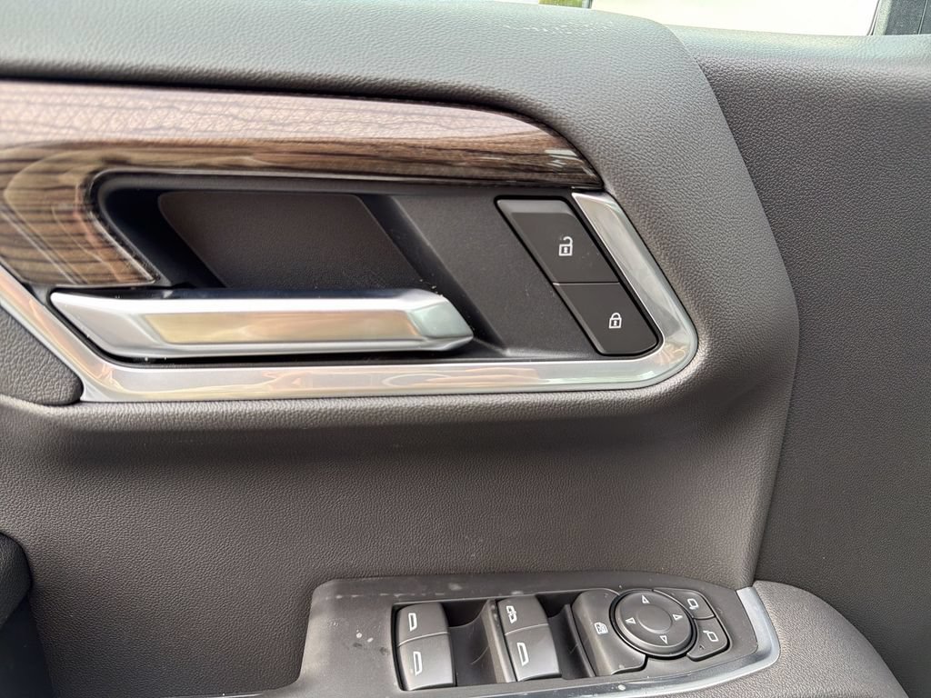 New 2026 Chevrolet Silverado 1500 RST AWD/4WD image 25