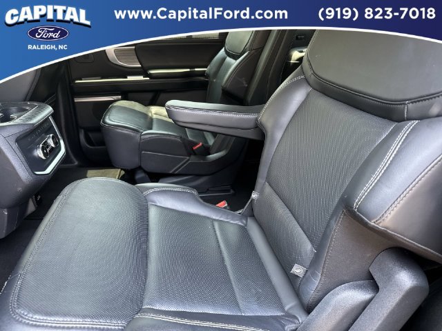 Certified 2025 Ford Expedition Max Platinum w/ Driver's Package AWD/4WD image 18