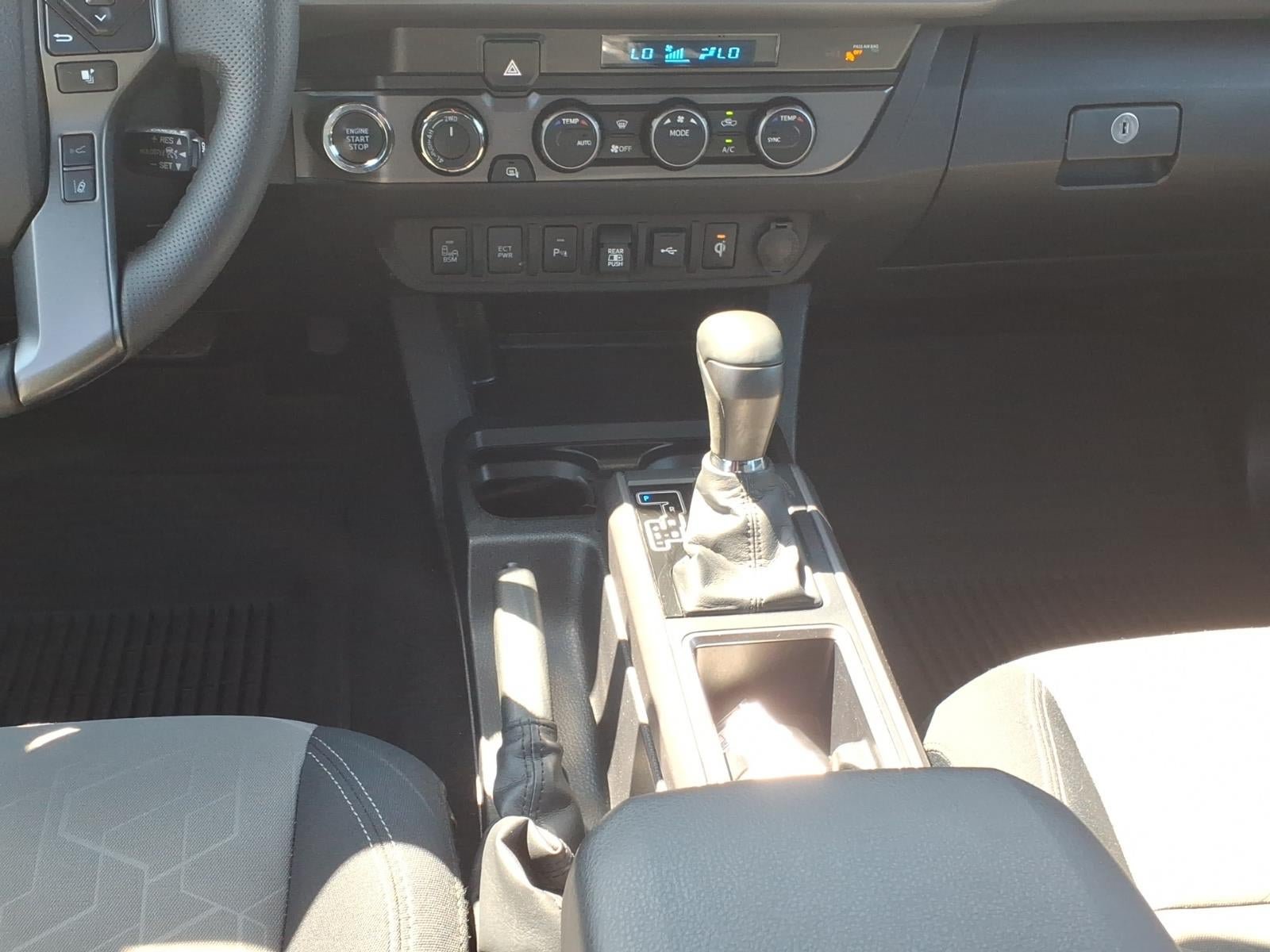 Used 2023 Toyota Tacoma TRD Off-Road w/ Technology Package AWD/4WD image 14