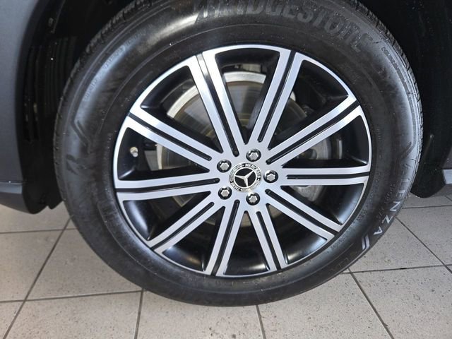 Used 2025 Mercedes-Benz GLE 450e 4MATIC image 10