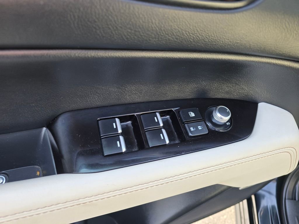 Used 2023 MAZDA CX-5 AWD 2.5 S w/ Premium Package image 17