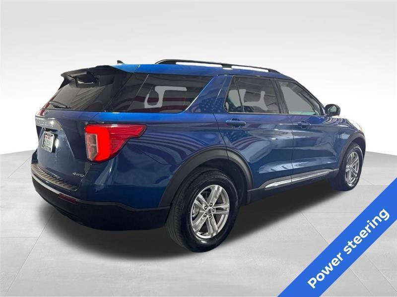 Used 2022 Ford Explorer XLT AWD/4WD image 5