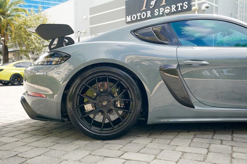 Used 2024 Porsche 718 Cayman GT4 RS image 31