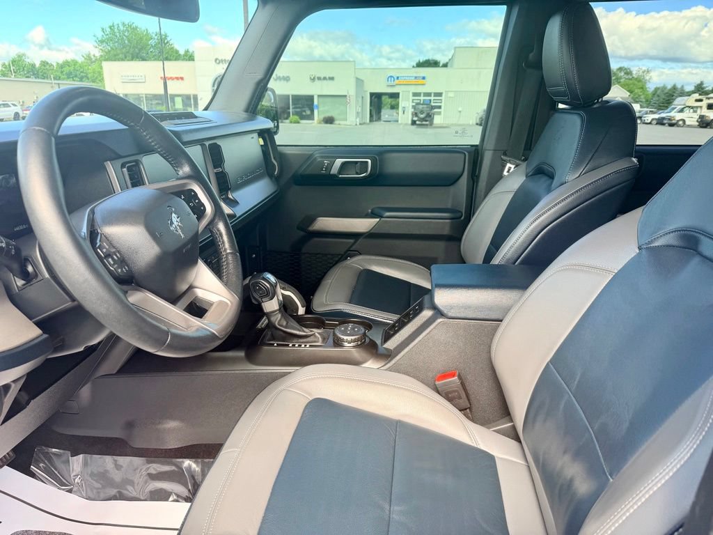 Used 2021 Ford Bronco Outer Banks w/ Sasquatch Package AWD/4WD image 9