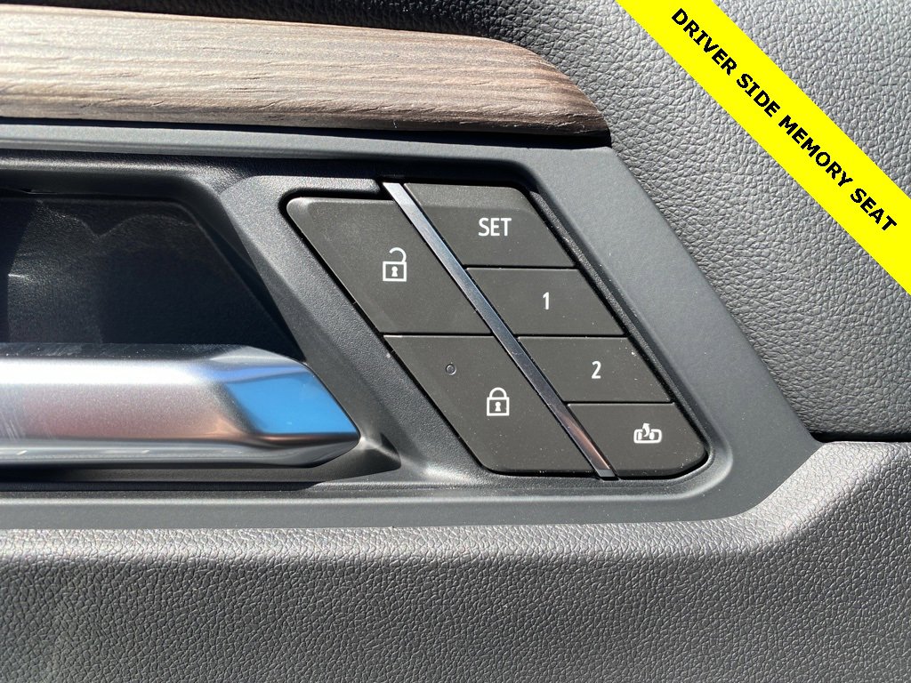 New 2026 GMC Acadia Denali image 14