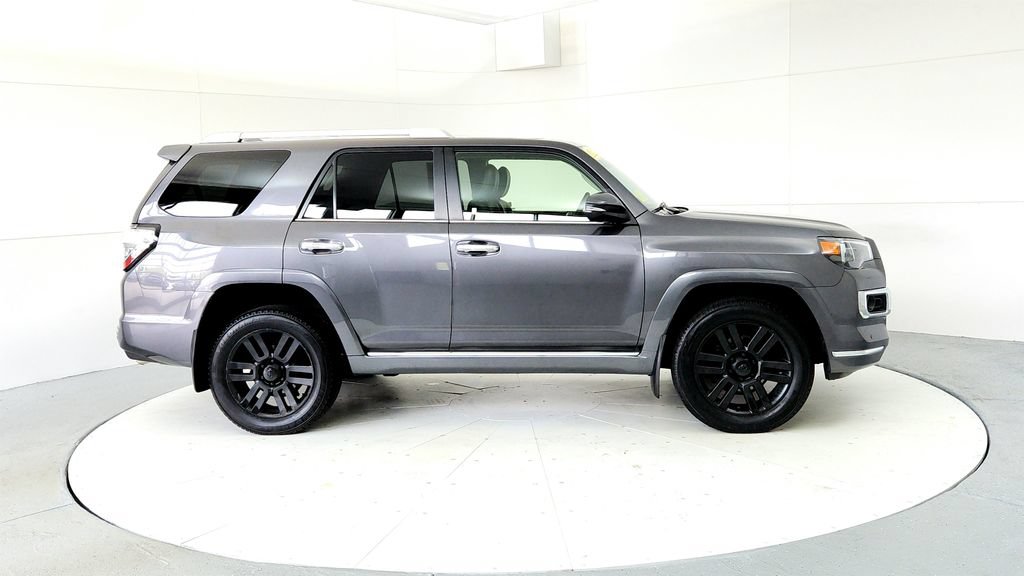 Certified 2022 Toyota 4Runner Limited AWD/4WD image 3