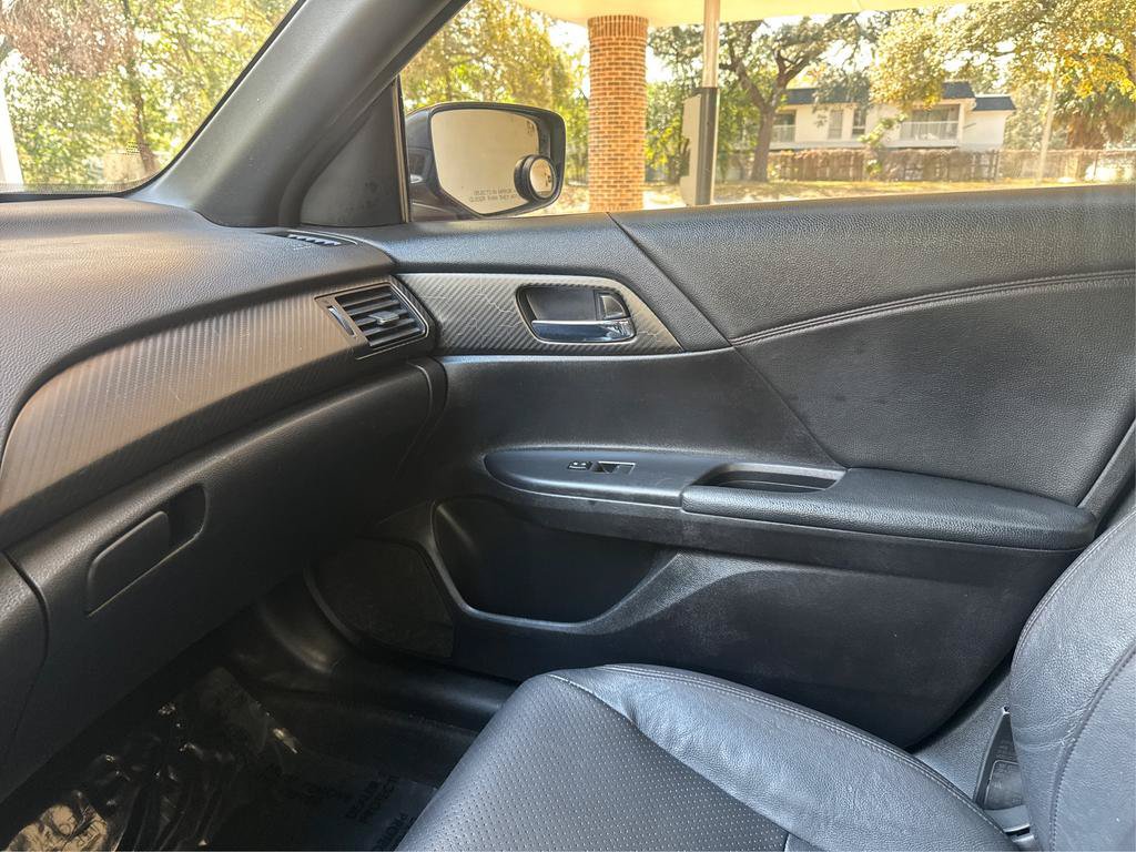 Used 2017 Honda Accord Sport Special Edition image 23
