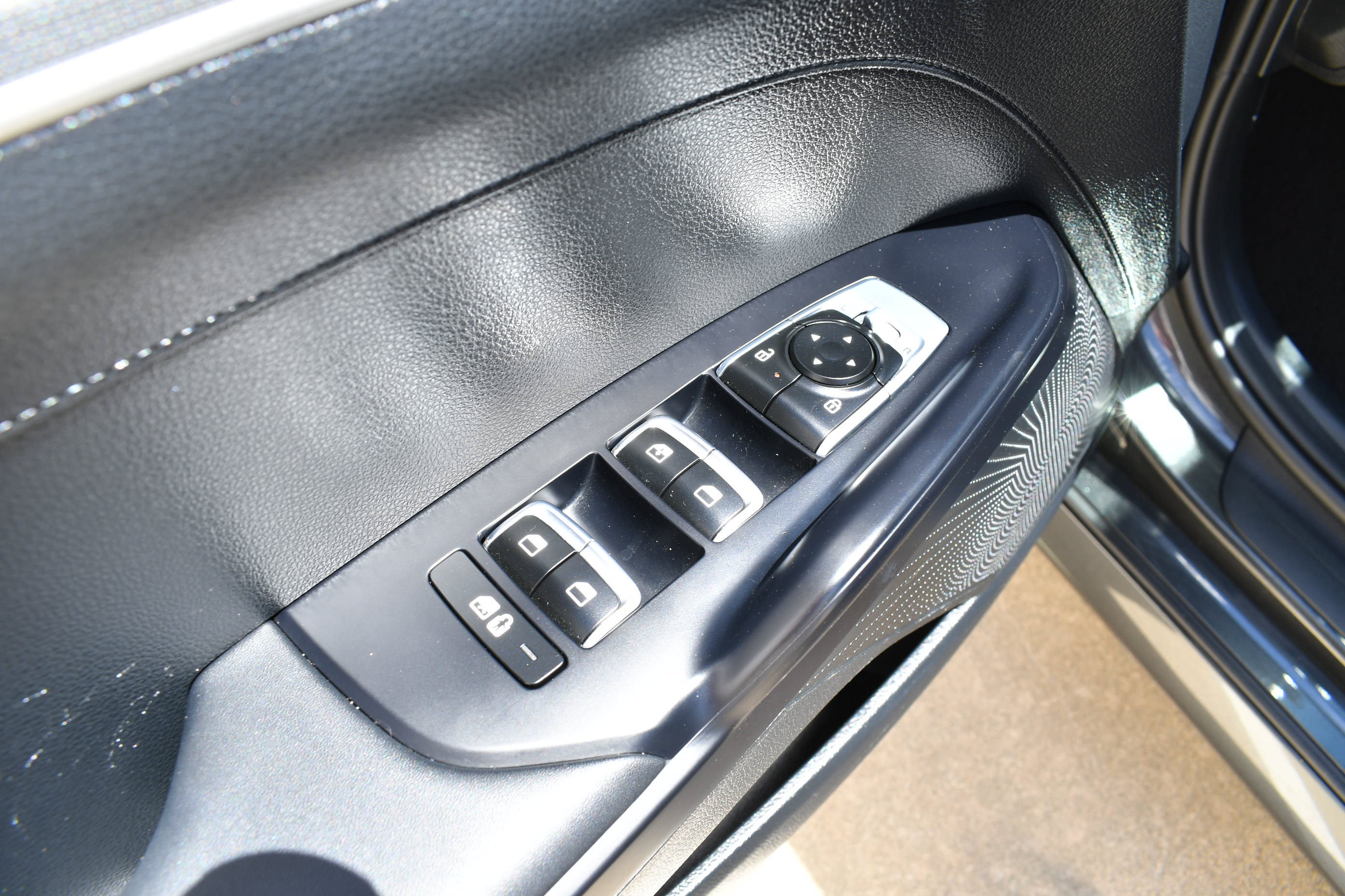Used 2025 Kia K5 LXS FWD image 12