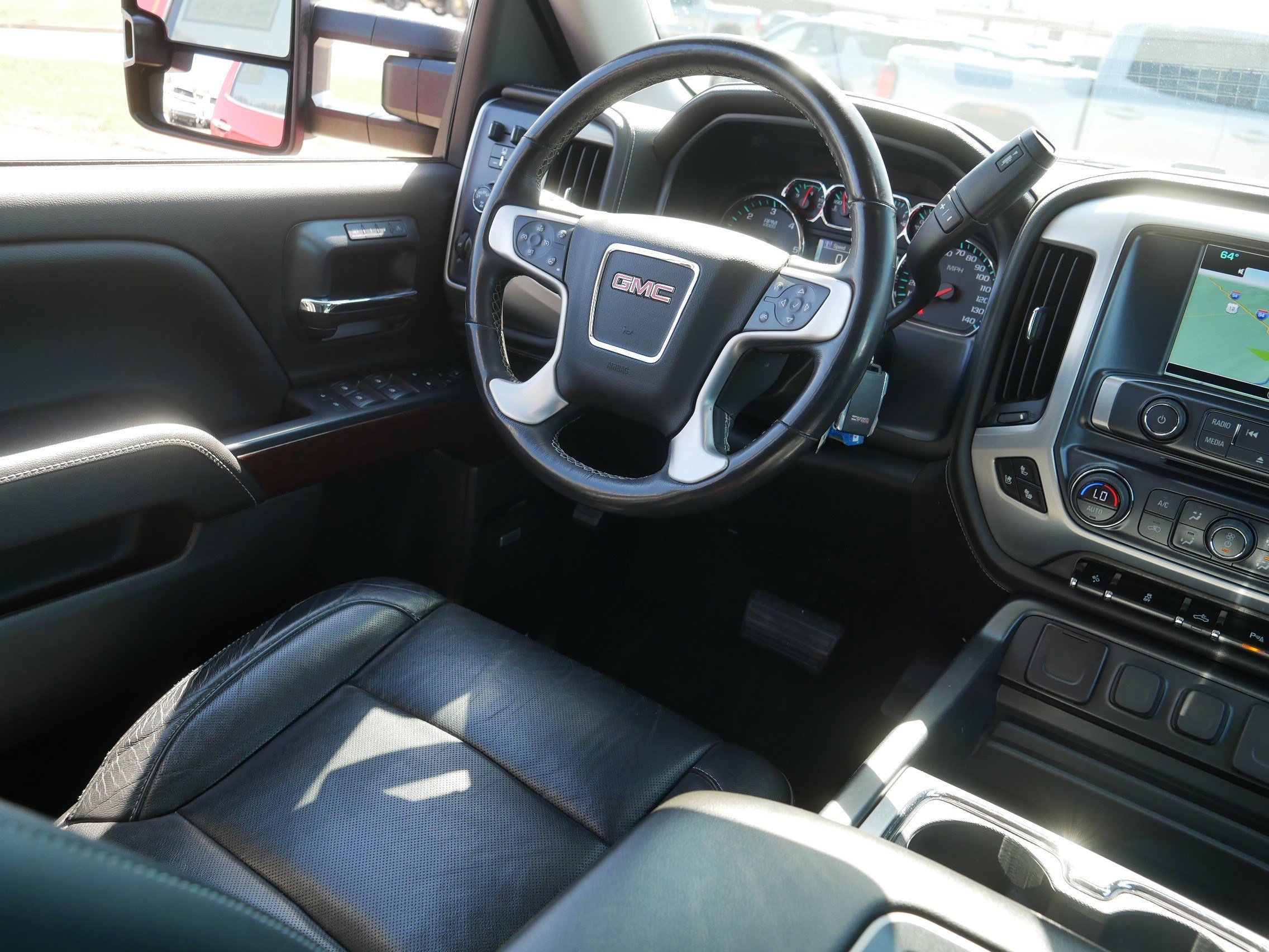 Used 2018 GMC Sierra 1500 SLT image 9
