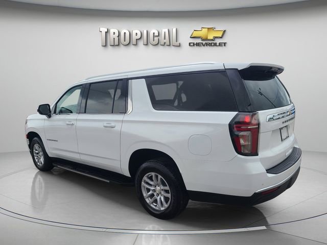 Used 2023 Chevrolet Suburban LT AWD/4WD image 3