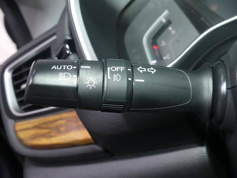 Used 2018 Honda CR-V Touring image 34