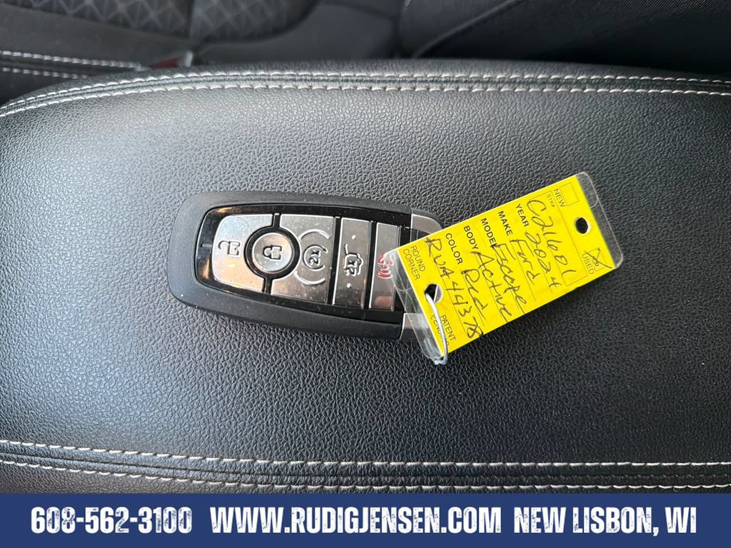 Used 2024 Ford Escape Active w/ Tech Pack #1 AWD/4WD image 28
