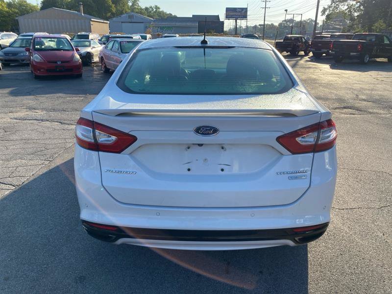 Used 2016 Ford Fusion Titanium FWD image 3