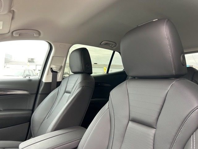 New 2025 Buick Envision Preferred image 18