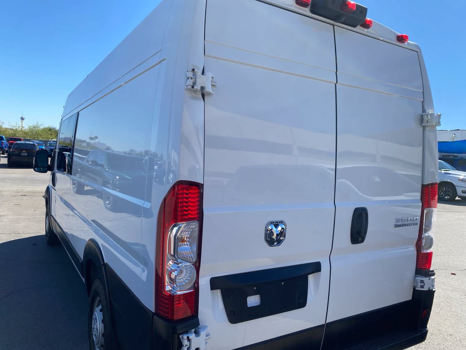 Used 2023 RAM ProMaster 3500 FWD image 9