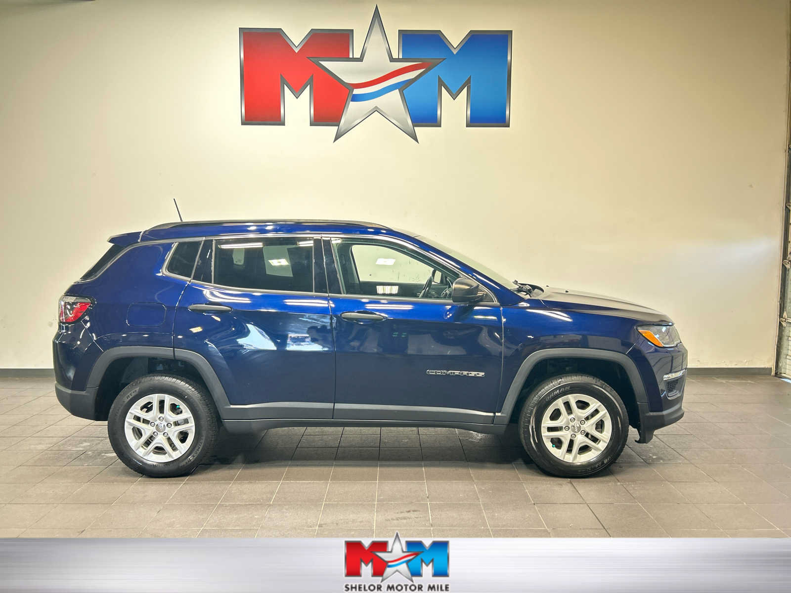 Used 2019 Jeep Compass Sport w/ Cold Weather Group AWD/4WD image 1