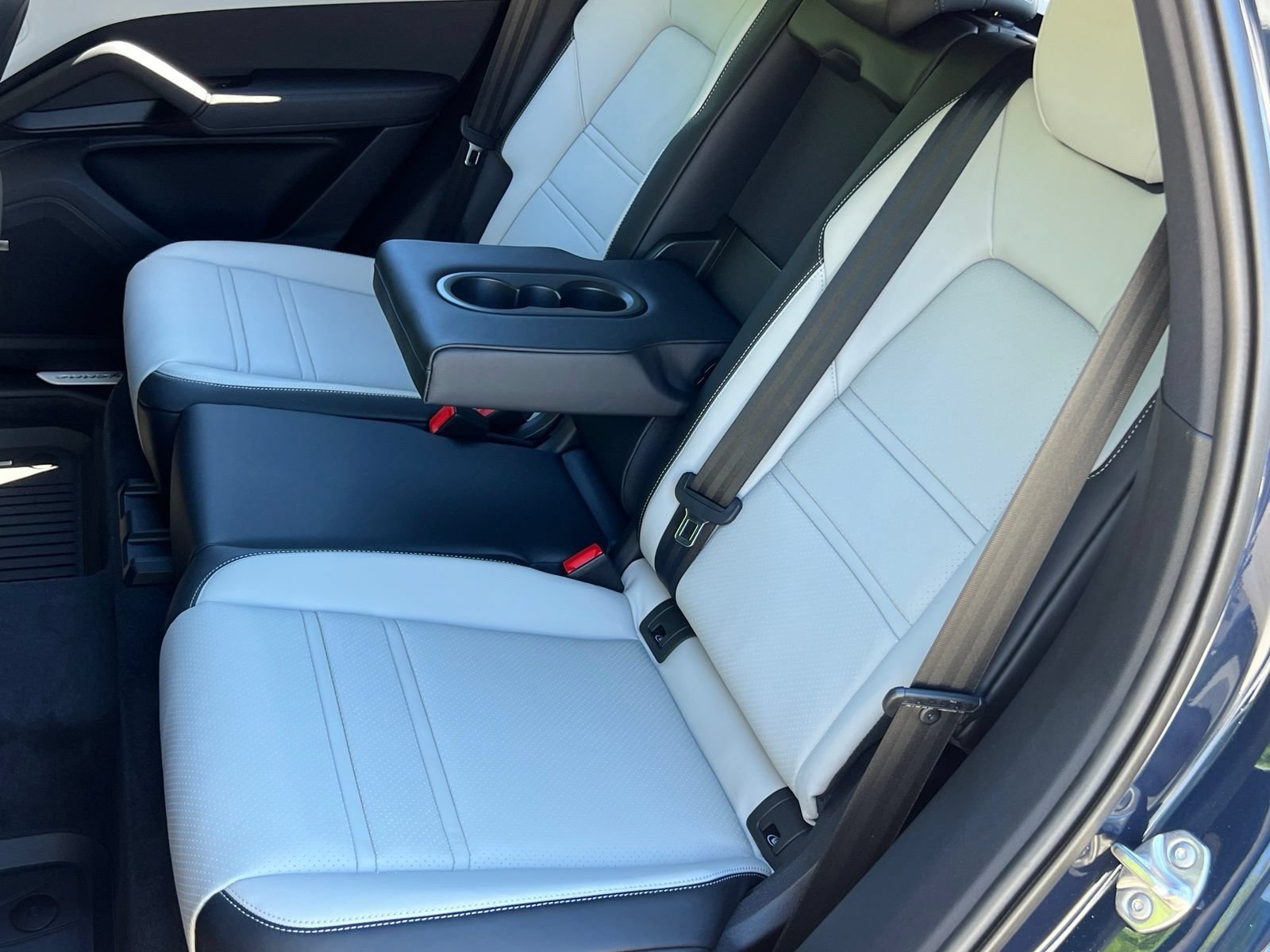 New 2026 Porsche Cayenne AWD/4WD image 18