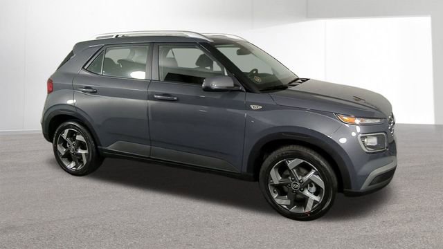 New 2026 Hyundai Venue SEL image 2