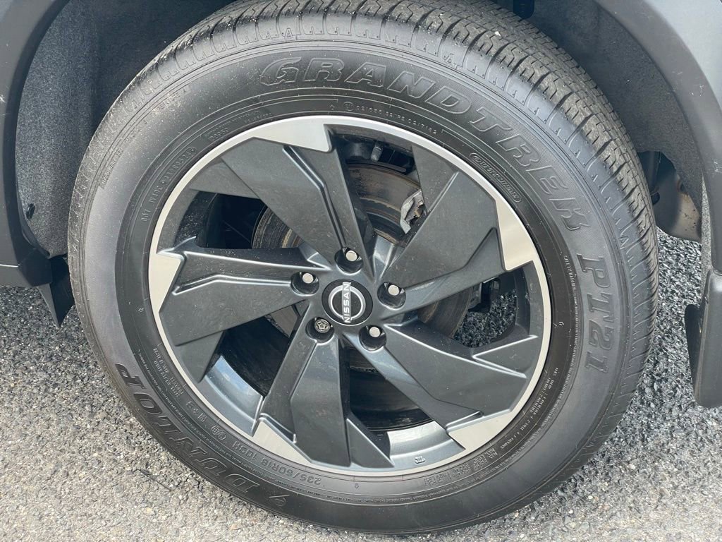 Certified 2024 Nissan Rogue SV AWD/4WD image 27