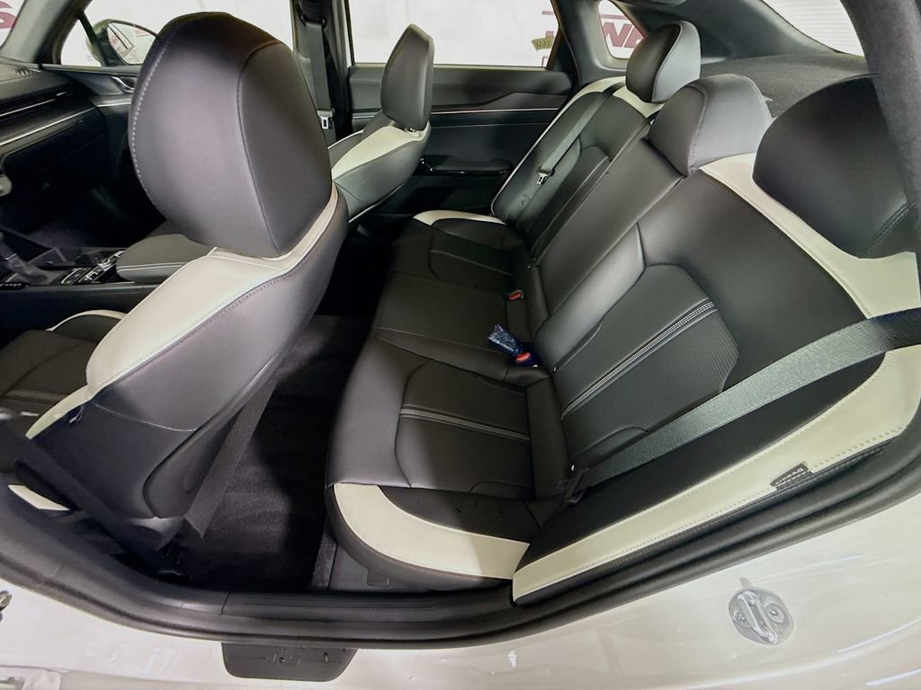 Used 2025 Kia K5 GT-Line image 27