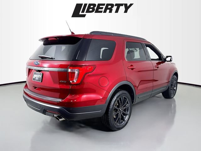 Certified 2019 Ford Explorer XLT w/ Equipment Group 202A image 7