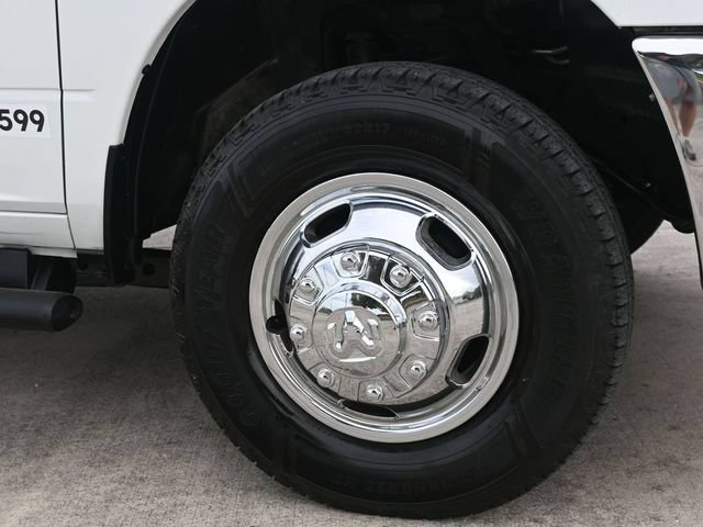 Used 2024 RAM 3500 SLT w/ Quick Order Package 2YG SLT AWD/4WD image 35