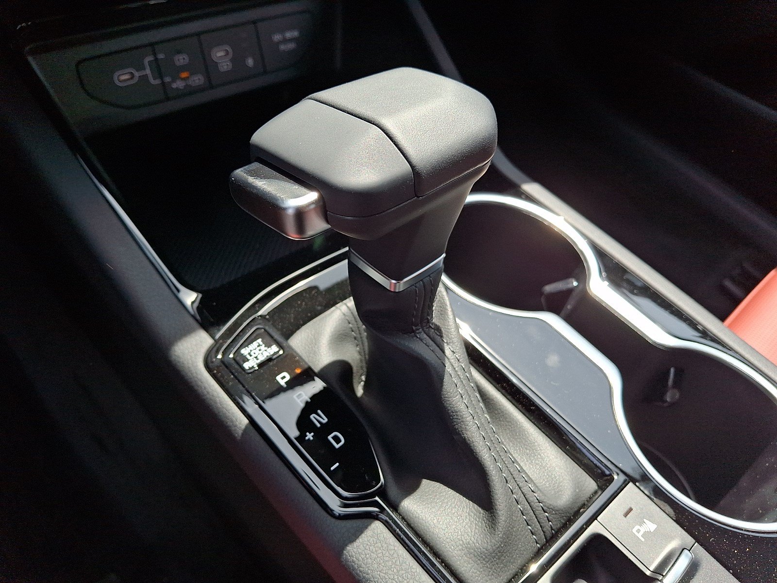 New 2026 Kia K5 GT-Line w/ GT-Line Red Interior Package FWD image 7
