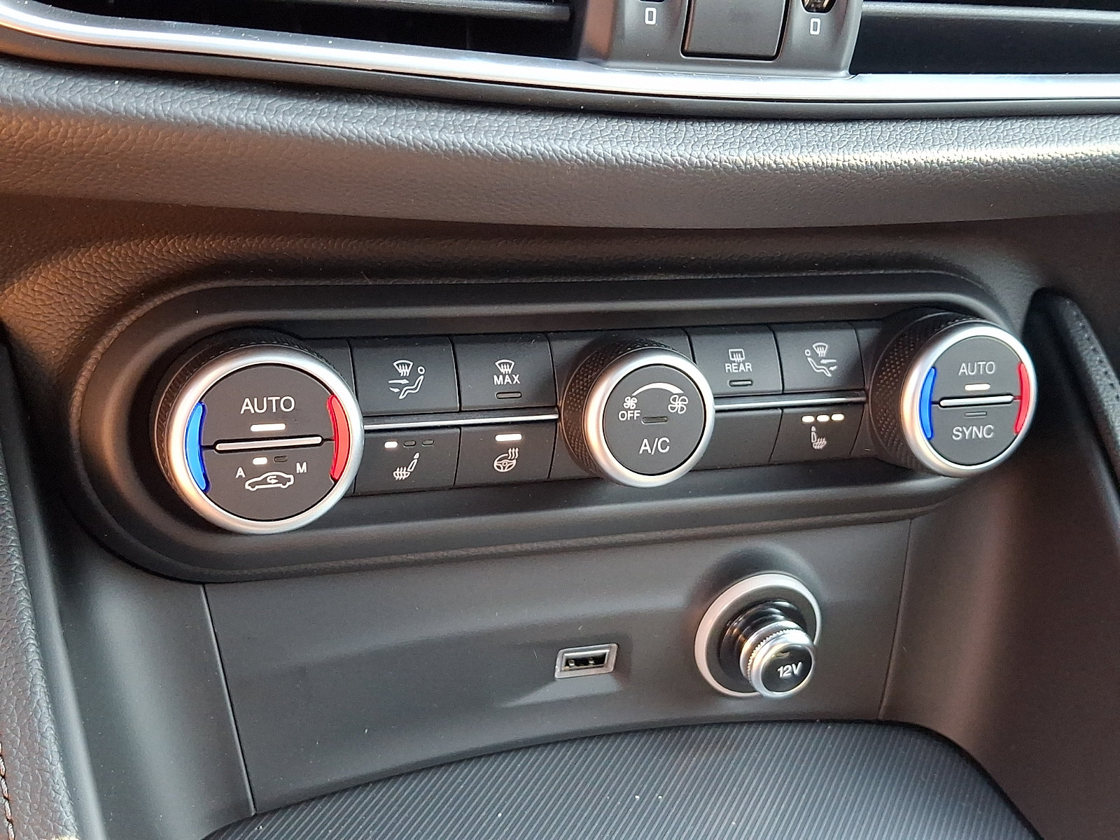 New 2026 Alfa Romeo Stelvio Sprint AWD/4WD image 15