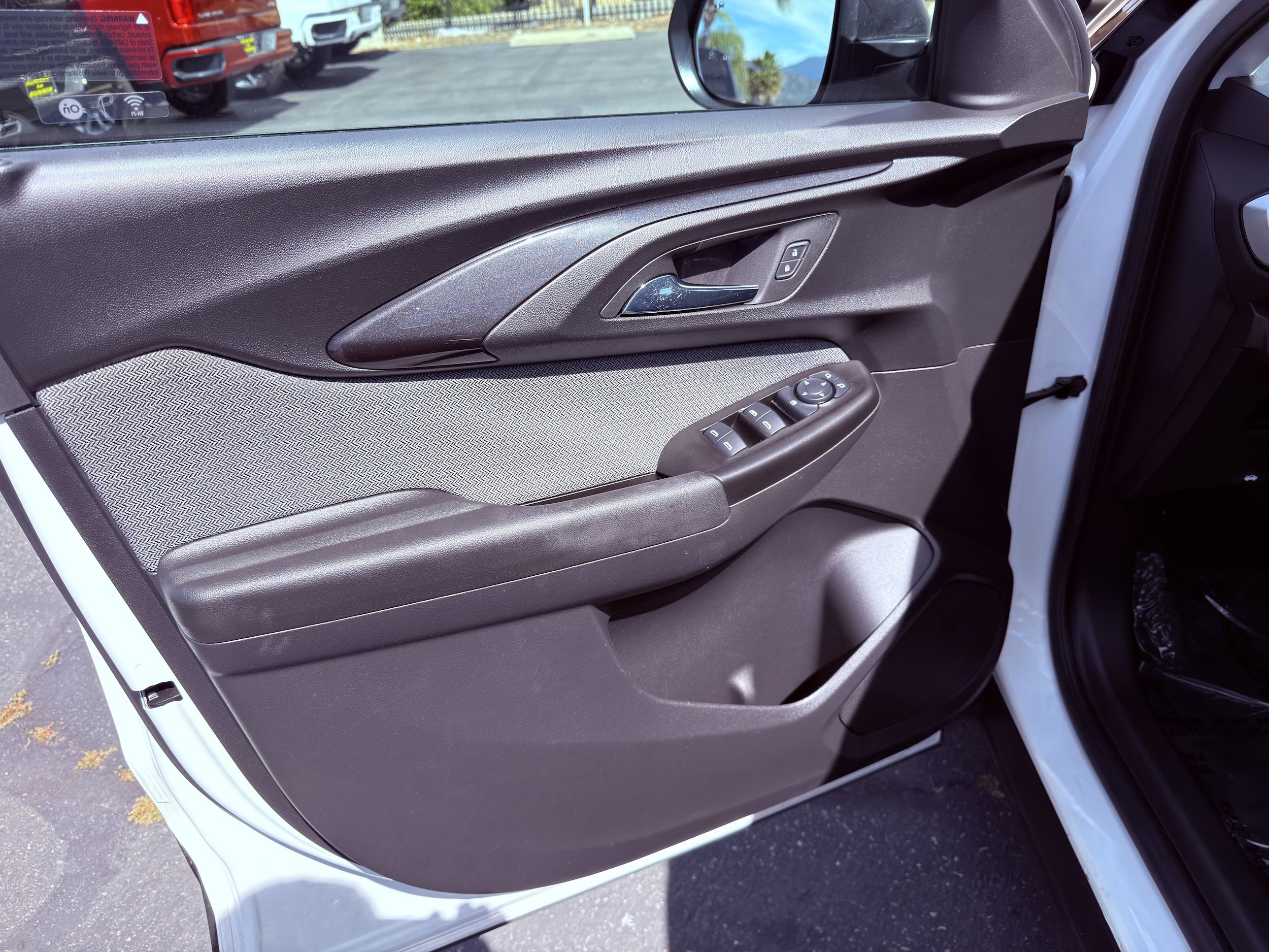 Used 2022 Chevrolet TrailBlazer LS FWD image 25