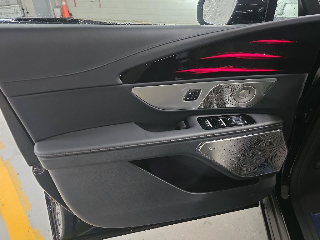 New 2026 Lincoln Nautilus Reserve AWD/4WD image 13