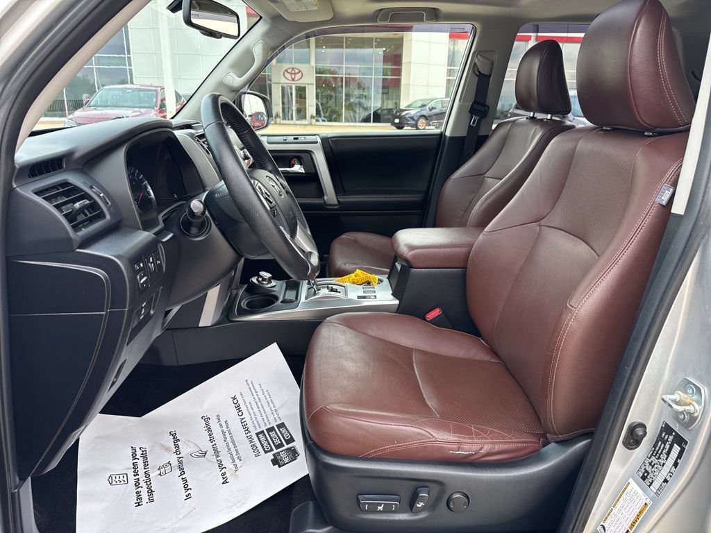 Used 2014 Toyota 4Runner Limited AWD/4WD image 7
