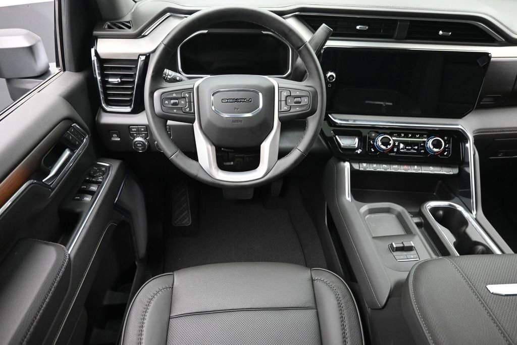 New 2026 GMC Sierra 2500 Denali w/ Technology Package AWD/4WD image 14