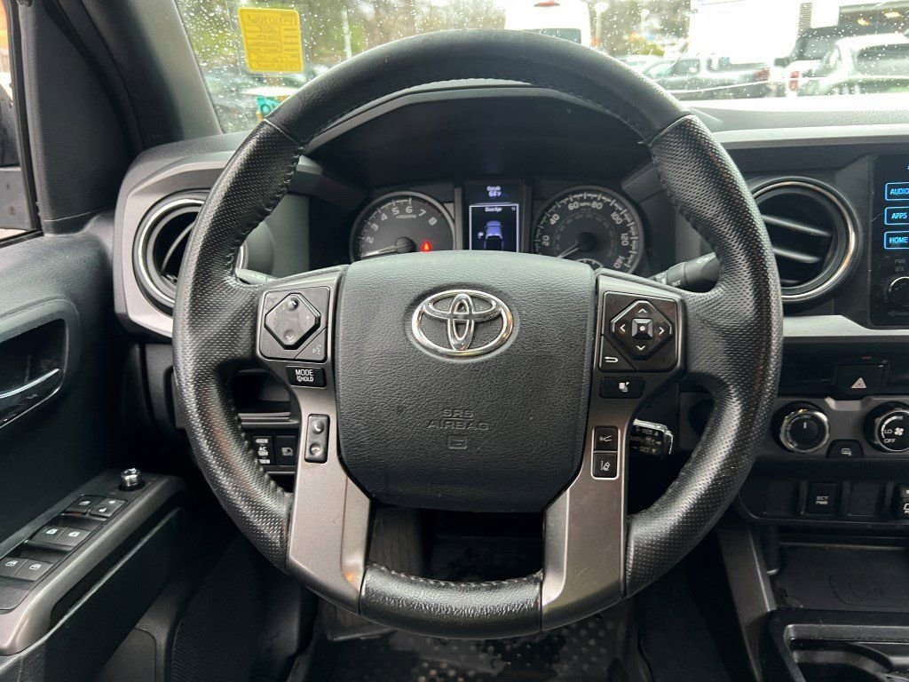 Used 2018 Toyota Tacoma TRD Off-Road image 23