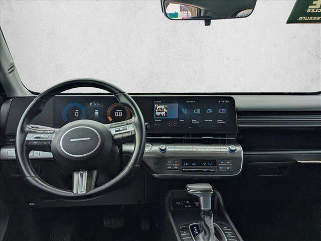 Used 2025 Hyundai Kona SEL image 17