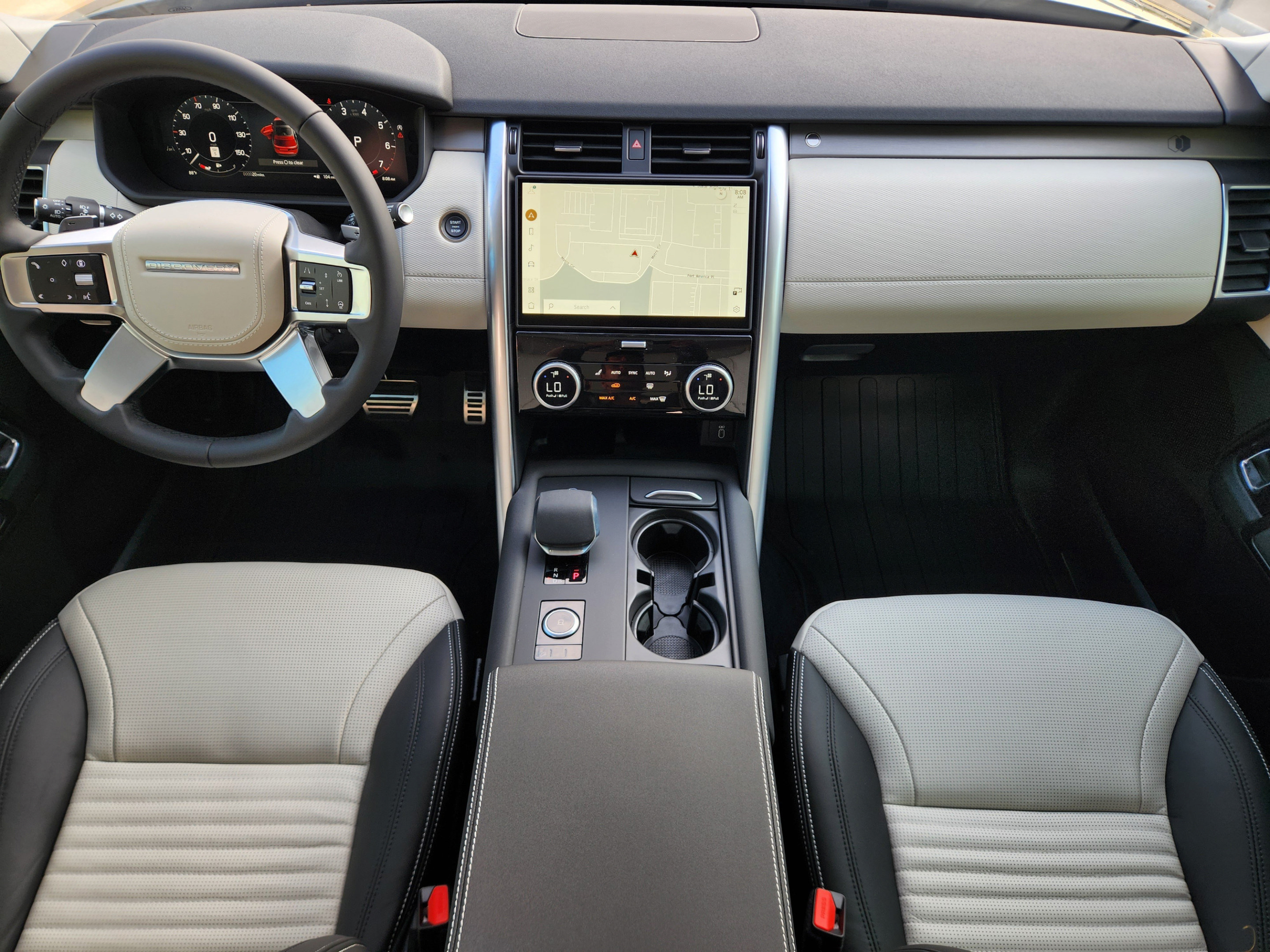 New 2026 Land Rover Discovery Limited Edition AWD/4WD image 22