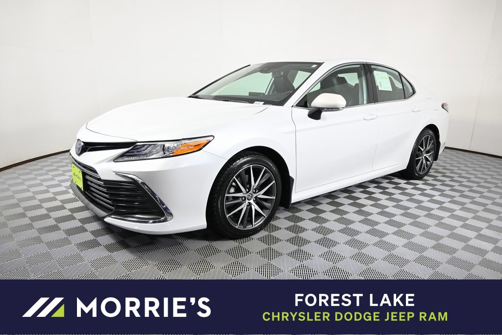 Used 2022 Toyota Camry XLE