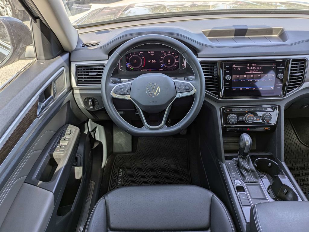 Certified 2023 Volkswagen Atlas SE w/ Panoramic Sunroof Package FWD image 20