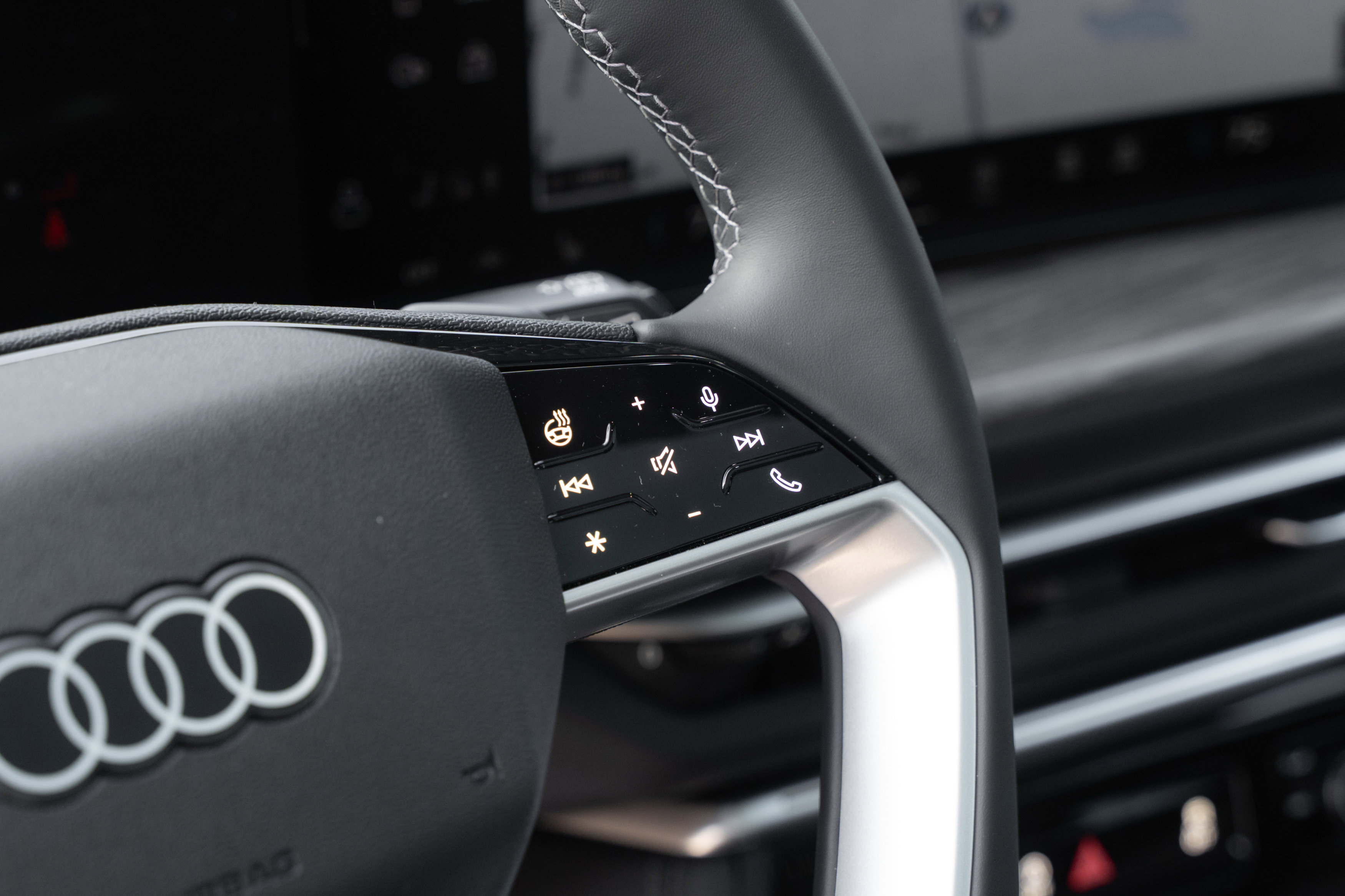 Certified 2025 Audi Q5 Premium Plus w/ Premium Plus image 12