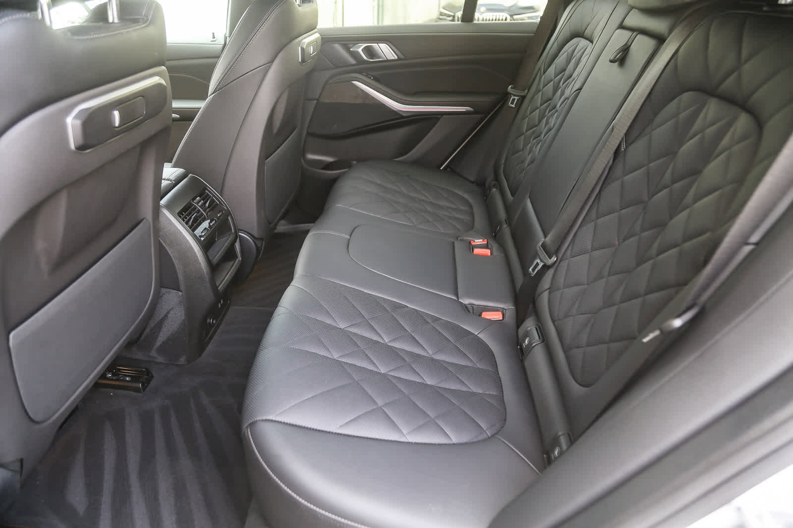 Used 2025 BMW X5 sDrive40i image 15