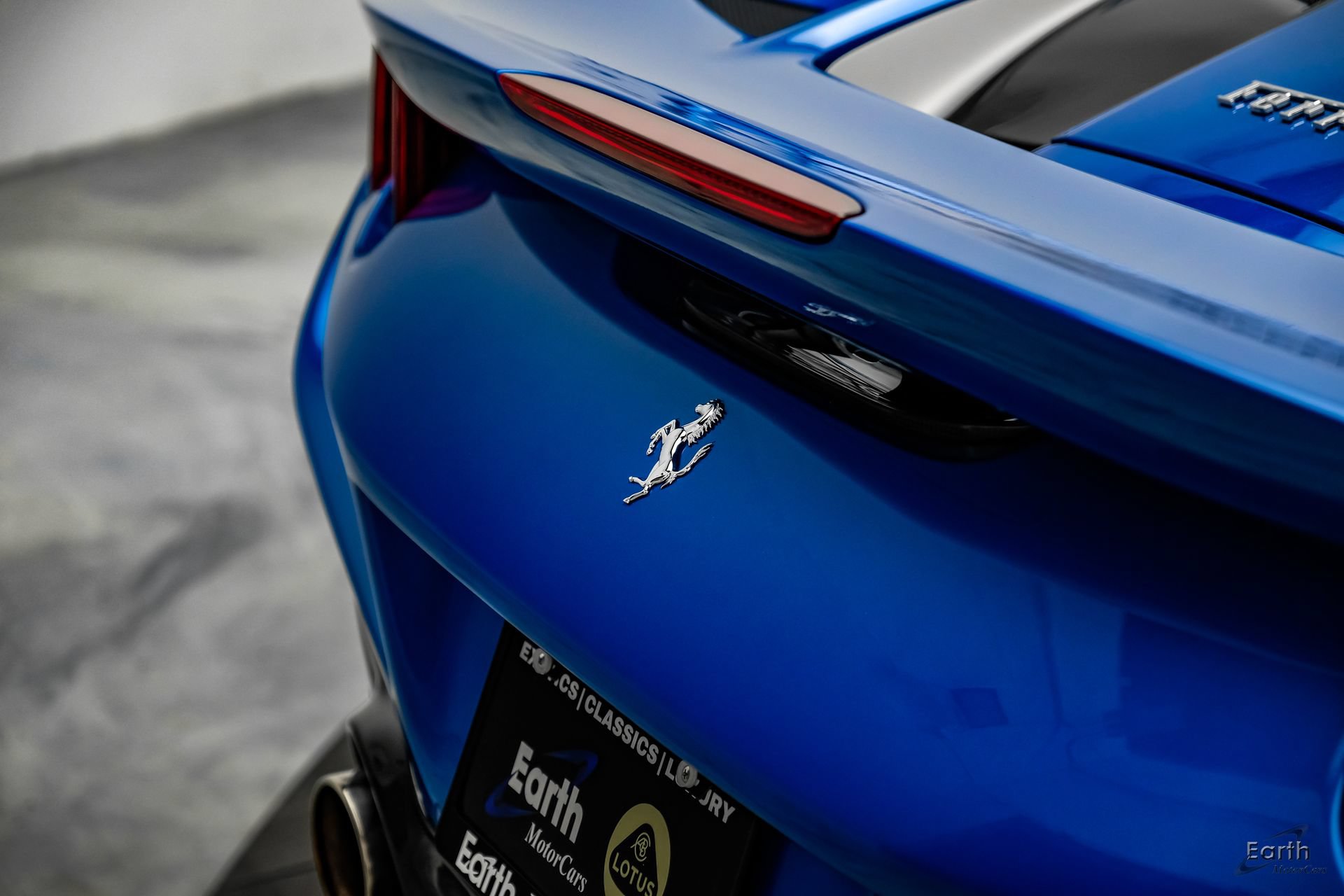 Used 2023 Ferrari F8 Tributo RWD image 19