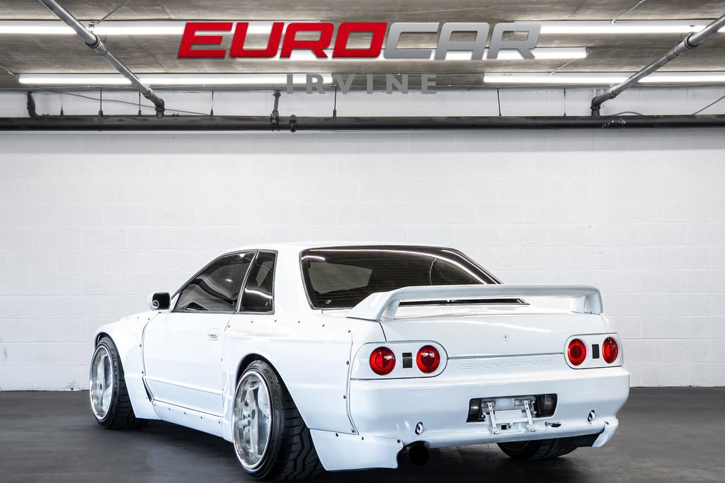 Used 1991 Nissan Other Nissan Models image 3