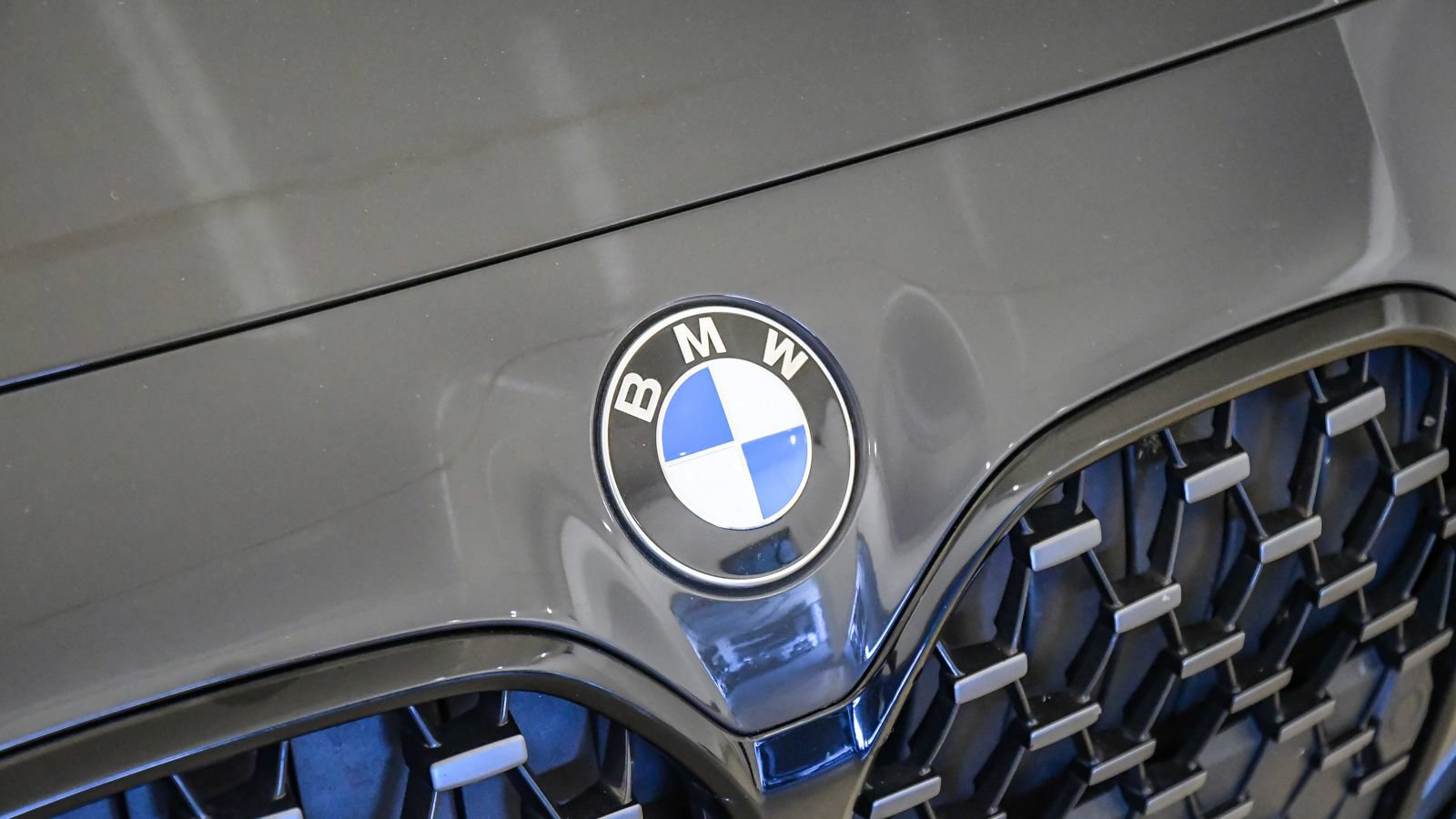 Used 2024 BMW 430i Convertible w/ M Sport Package RWD image 8