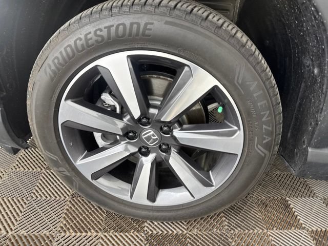 Certified 2025 Honda Pilot Elite image 36