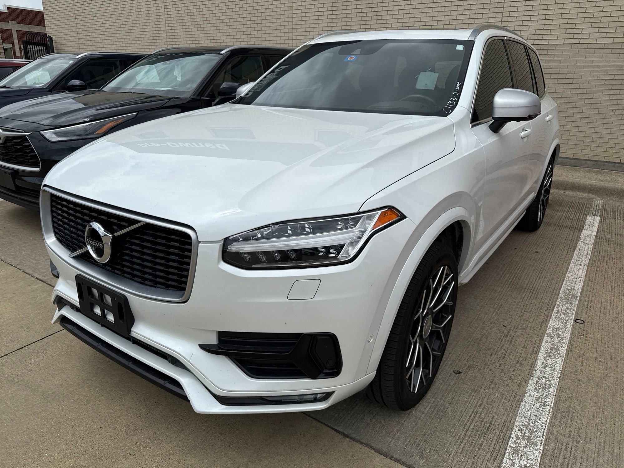 Used 2018 Volvo XC90 T5 R-Design w/ Convenience Package FWD image 8