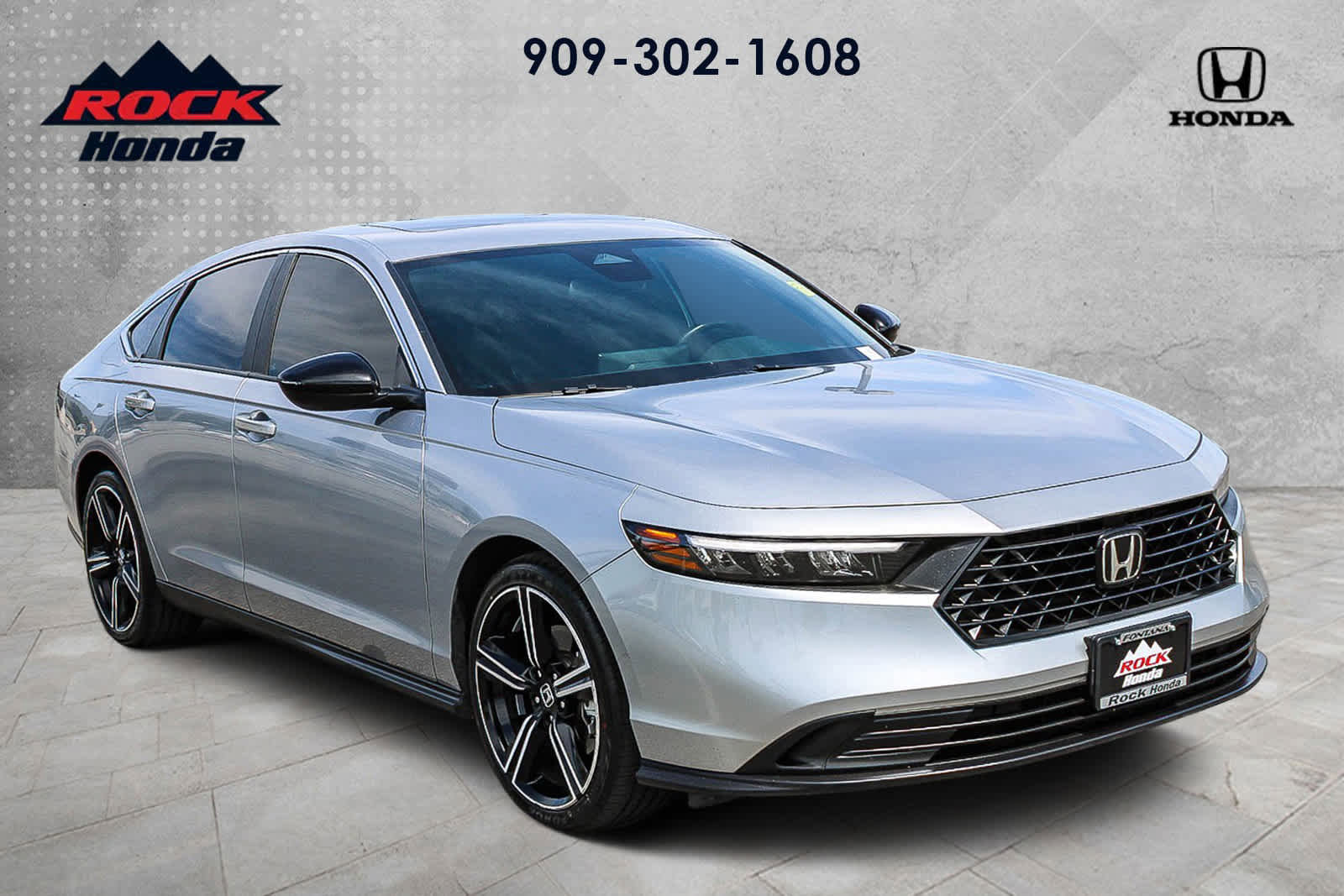 Used 2023 Honda Accord Sport image 3